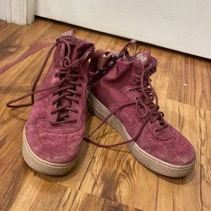 Nike Air Force 1 mid high top